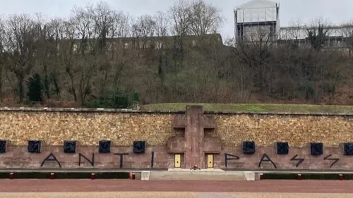 Mont-Valérien : le mémorial dégradé par des anti-passe sanitaire